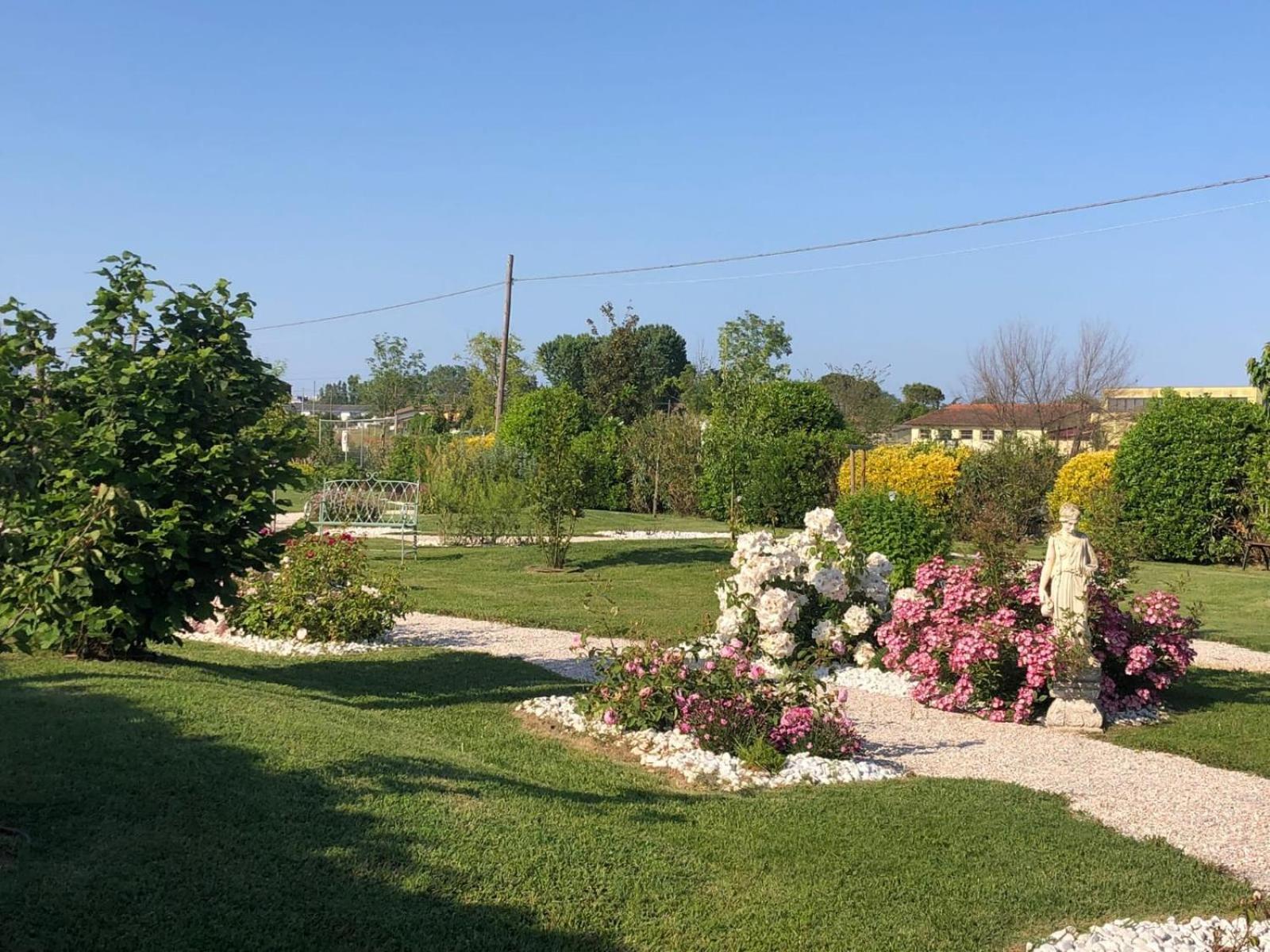 I Delfini - Natural B&B Cesenatico Extérieur photo