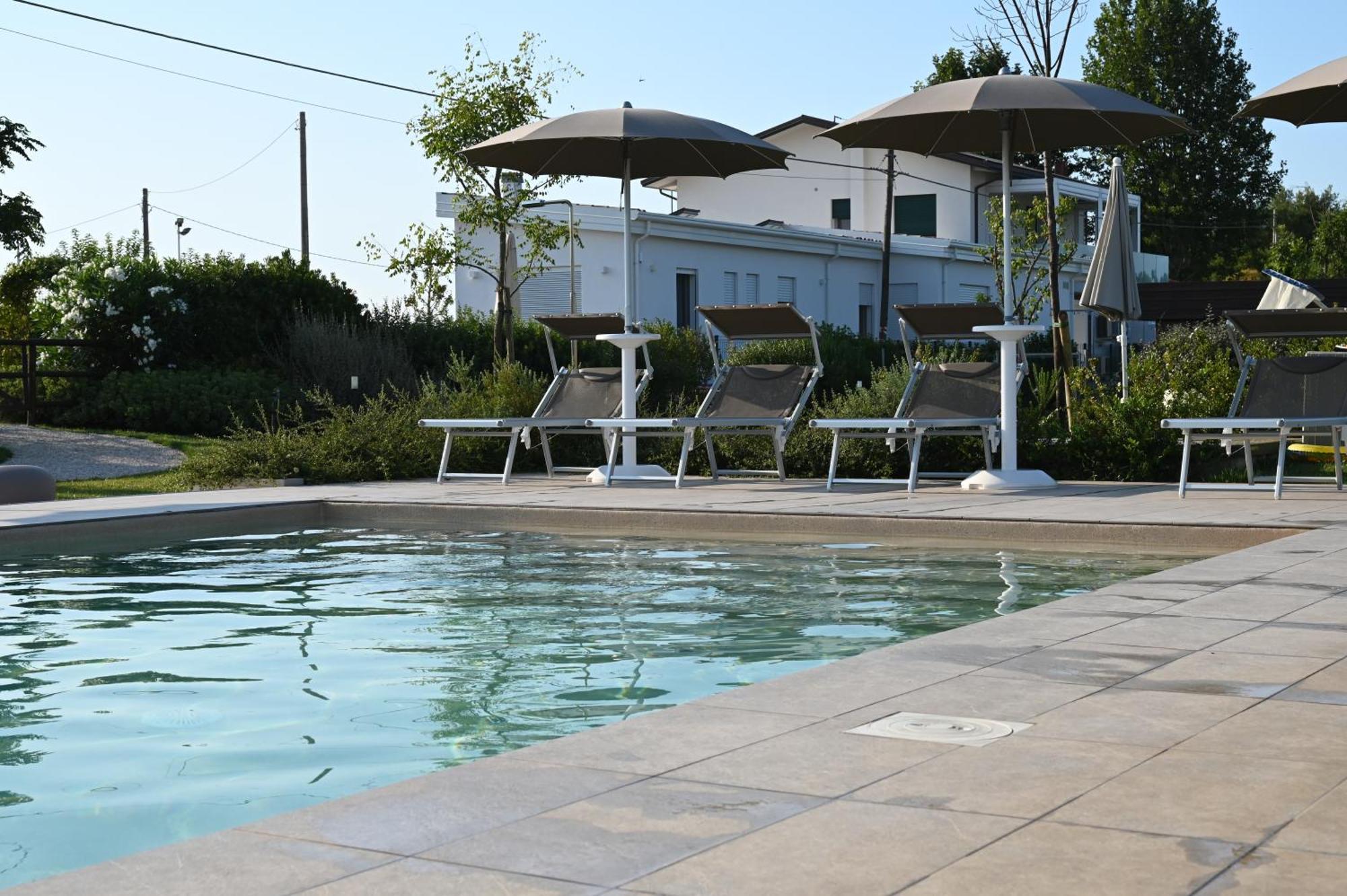 I Delfini - Natural B&B Cesenatico Extérieur photo